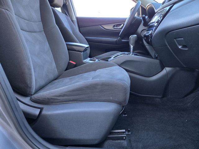 2016 Nissan Rogue FWD 4dr SV - 22981262 - 10