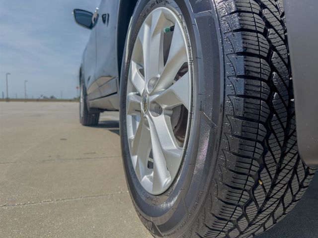 2016 Nissan Rogue FWD 4dr SV - 22852071 - 17