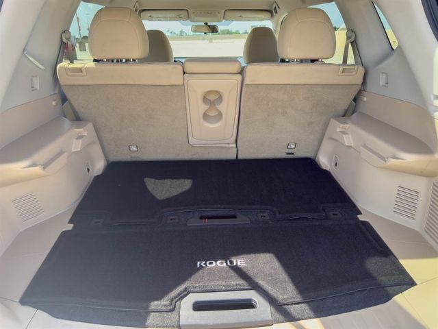 2016 Nissan Rogue FWD 4dr SV - 22852071 - 19