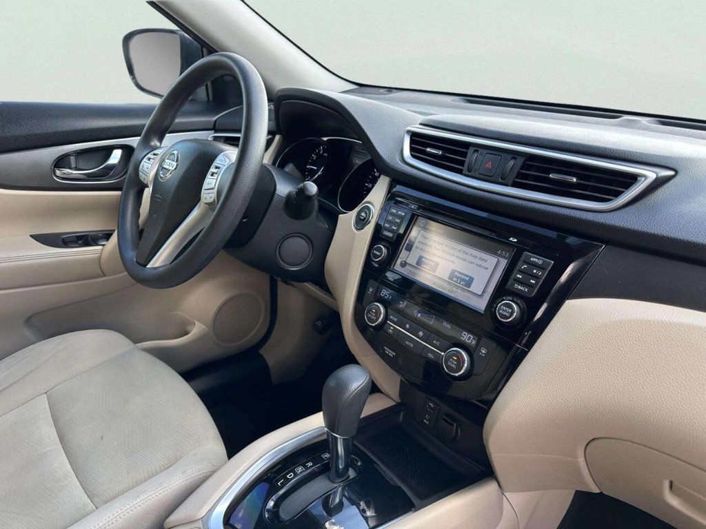 2016 Nissan Rogue FWD 4dr SV - 23009452 - 23