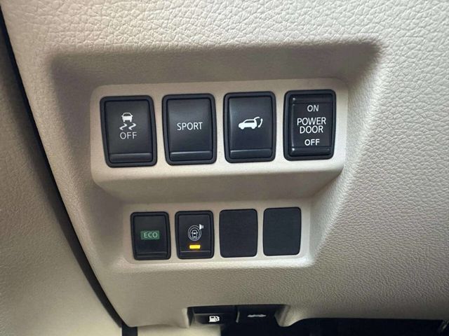 2016 Nissan Rogue FWD 4dr SV - 23009452 - 27