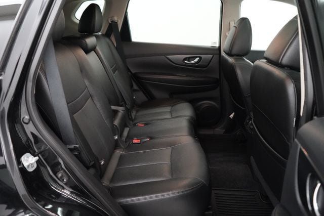 2016 Nissan Rogue SL - 23076939 - 46