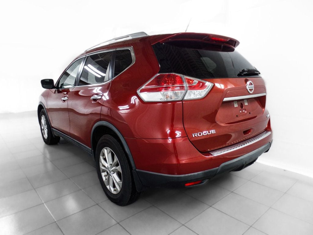 2016 Nissan Rogue SV AWD - 22528737 - 3