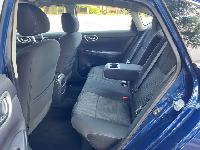 2016 Nissan Sentra 4dr Sedan I4 CVT SR - 23061971 - 11