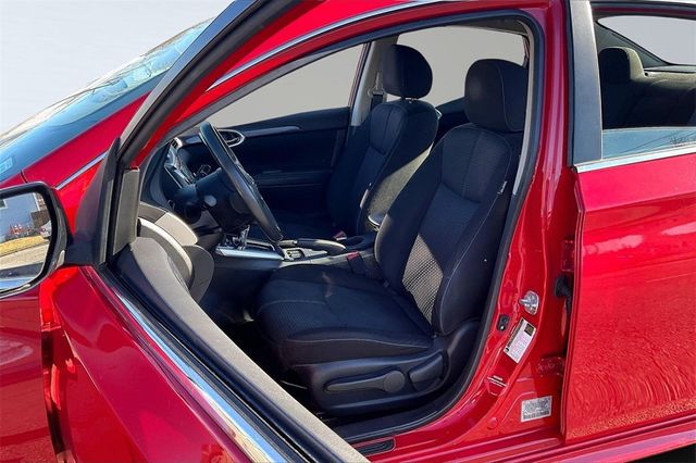 2016 Nissan Sentra 4dr Sedan I4 CVT SR - 22954623 - 9