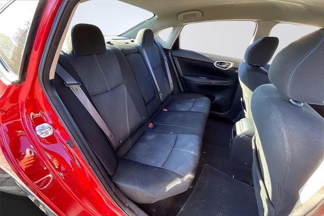 2016 Nissan Sentra 4dr Sedan I4 CVT SR - 22954623 - 13