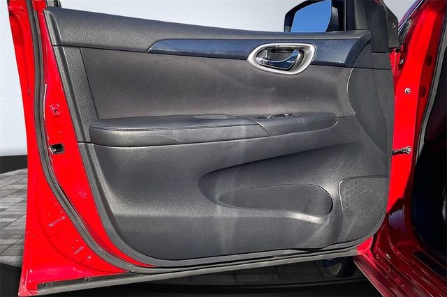 2016 Nissan Sentra 4dr Sedan I4 CVT SR - 22954623 - 8