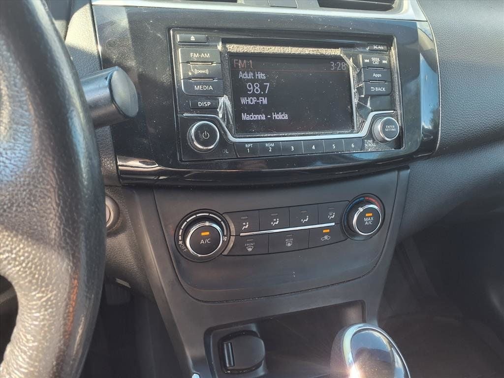 2016 Nissan Sentra 4dr Sedan I4 CVT SV - 22942446 - 11