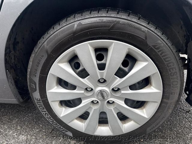2016 Nissan Sentra 4dr Sedan I4 Manual S - 23052009 - 8