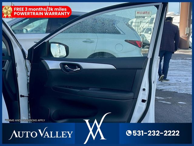 2016 Nissan Sentra S Sedan 4D - 22959570 - 14