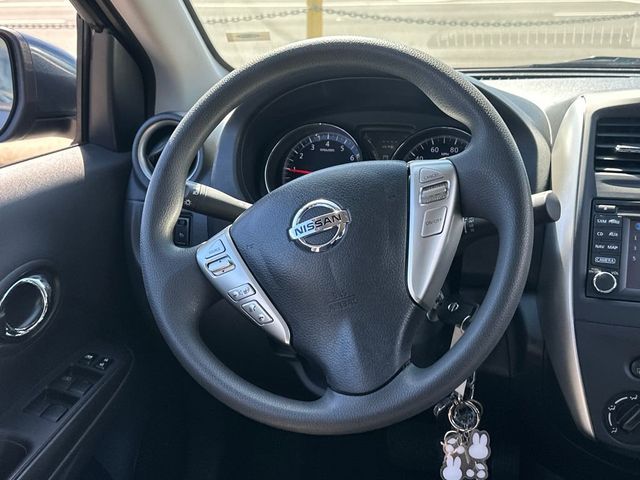 2016 Nissan Versa 4dr Sedan CVT 1.6 SV - 23057148 - 17