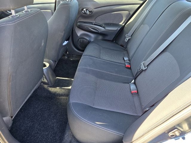 2016 Nissan Versa 4dr Sedan CVT 1.6 SV - 22933244 - 7