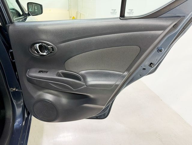 2016 Nissan Versa 4dr Sedan CVT 1.6 SV - 22929684 - 25