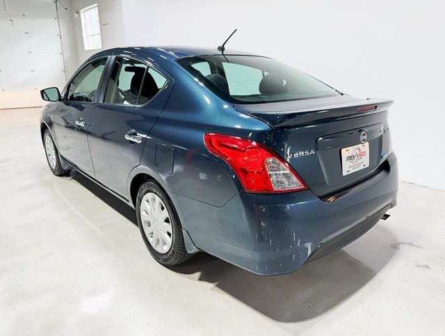 2016 Nissan Versa 4dr Sedan CVT 1.6 SV - 22929684 - 4