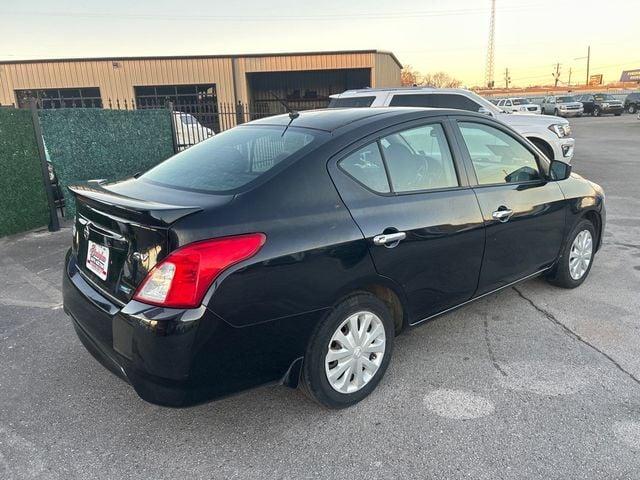 2016 Nissan Versa 4dr Sedan CVT 1.6 SV - 22965938 - 3