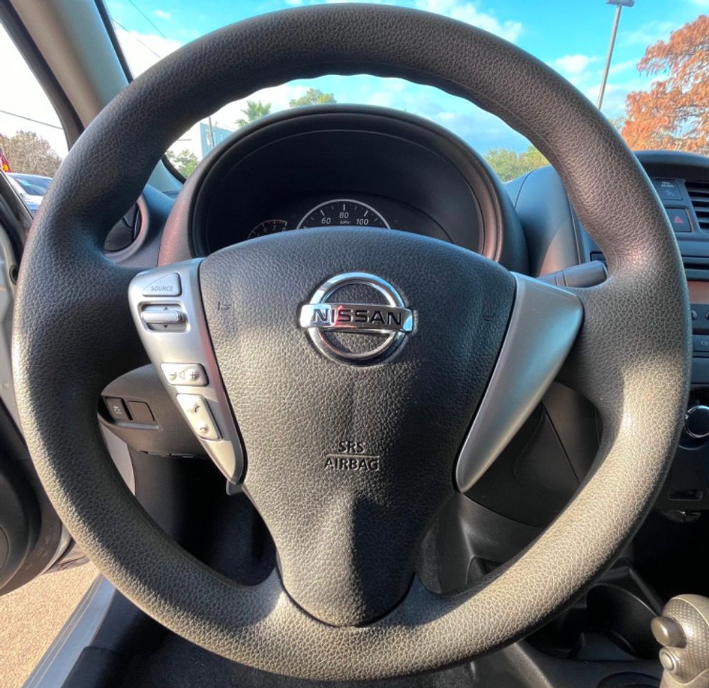 2016 Nissan Versa Sedan 1.6 S - 22257320 - 17