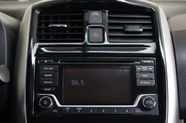 2016 Nissan Versa Note SV - 23025211 - 33