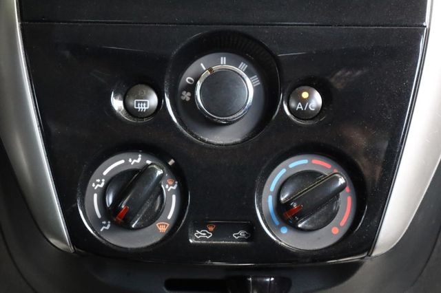 2016 Nissan Versa Note SV - 23025211 - 35