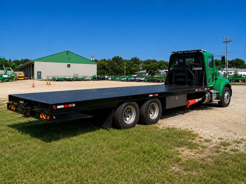 2016 Peterbilt 348 Miller 30ft Industrial Folding Ramp Flatbed Hydratail - 23065250 - 3