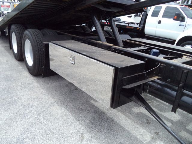 2016 Peterbilt 348 w/ Century 28ft Industrial Carrier 15 Ton Tamdem Axle - 22829743 - 21