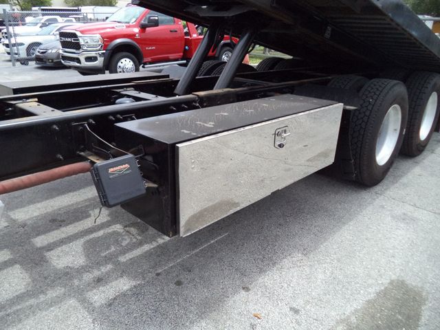 2016 Peterbilt 348 w/ Century 28ft Industrial Carrier 15 Ton Tamdem Axle - 22829743 - 23