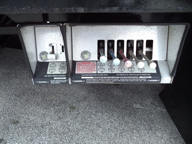 2016 Peterbilt 348 w/ Century 28ft Industrial Carrier 15 Ton Tamdem Axle - 22829743 - 31