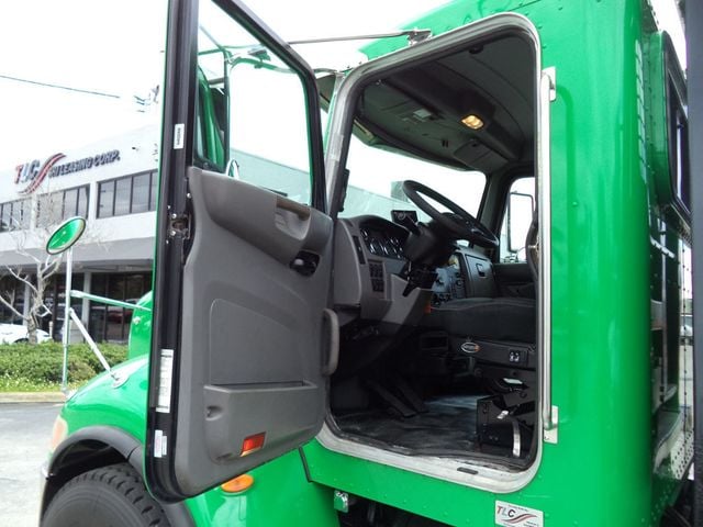 2016 Peterbilt 348 w/ Century 28ft Industrial Carrier 15 Ton Tamdem Axle - 22829743 - 37