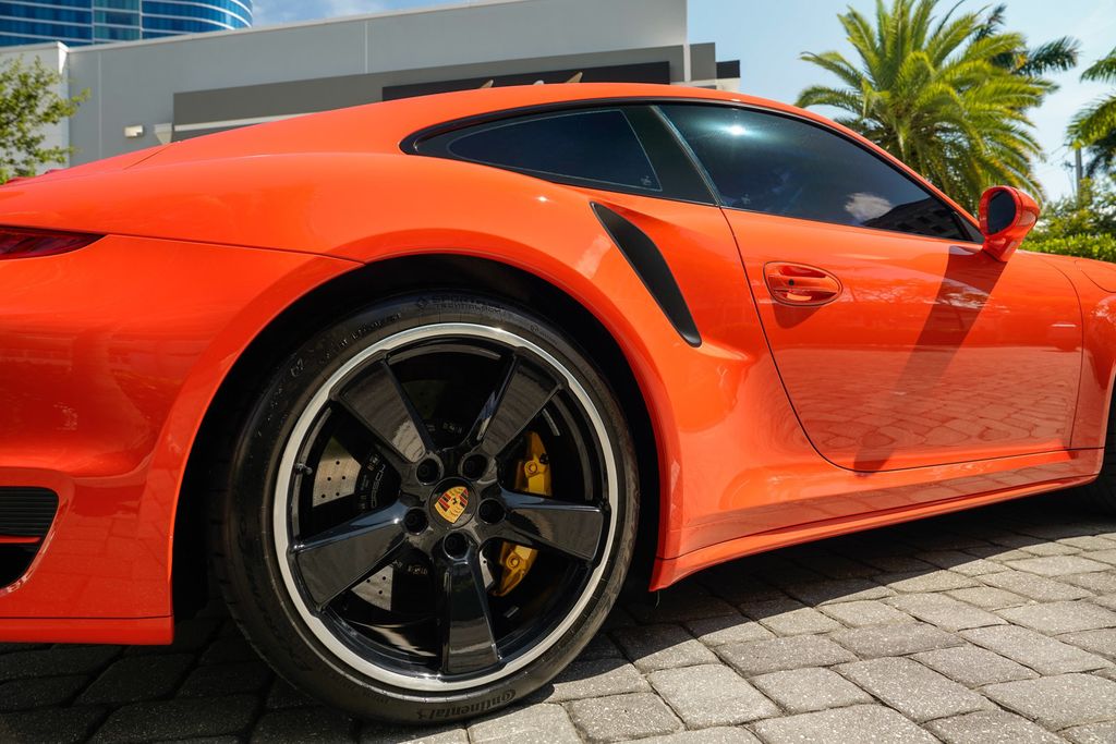 2016 Porsche 911  - 23052785 - 28