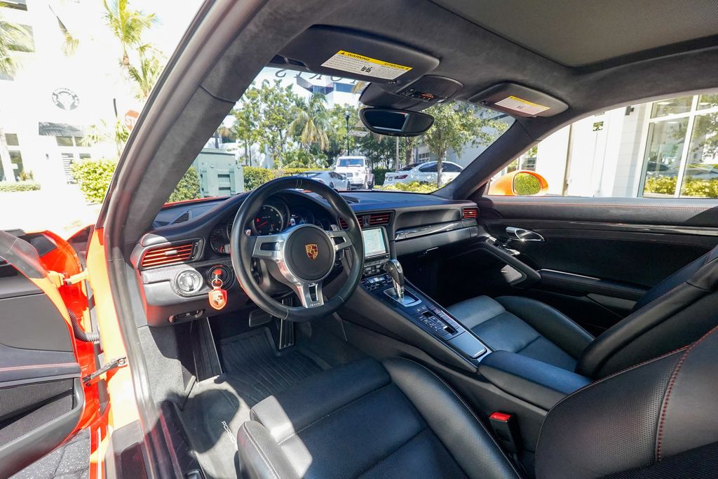 2016 Porsche 911  - 23052785 - 2