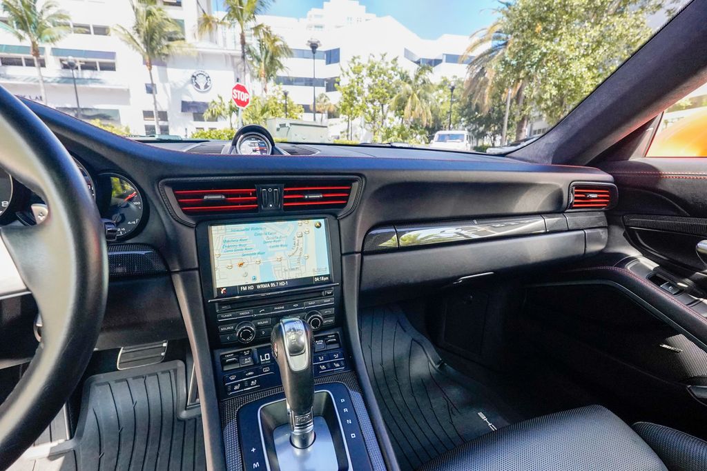 2016 Porsche 911  - 23052785 - 69