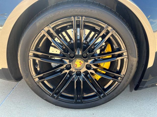 2016 Porsche 911 2dr Cabriolet Turbo S - 22984913 - 16