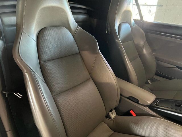 2016 Porsche 911 2dr Cabriolet Turbo S - 22984913 - 27