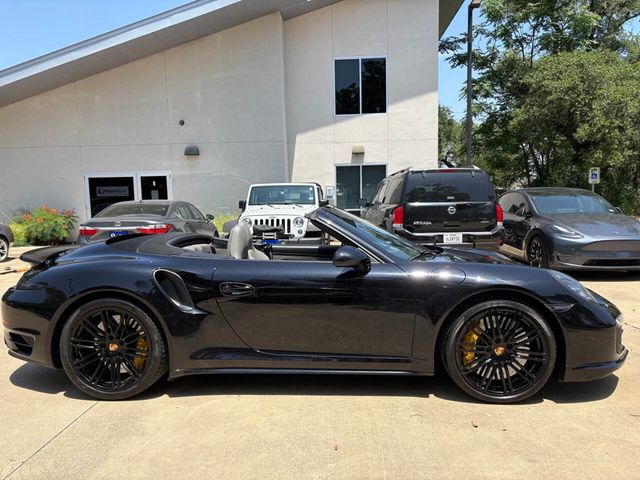 2016 Porsche 911 2dr Cabriolet Turbo S - 22984913 - 2