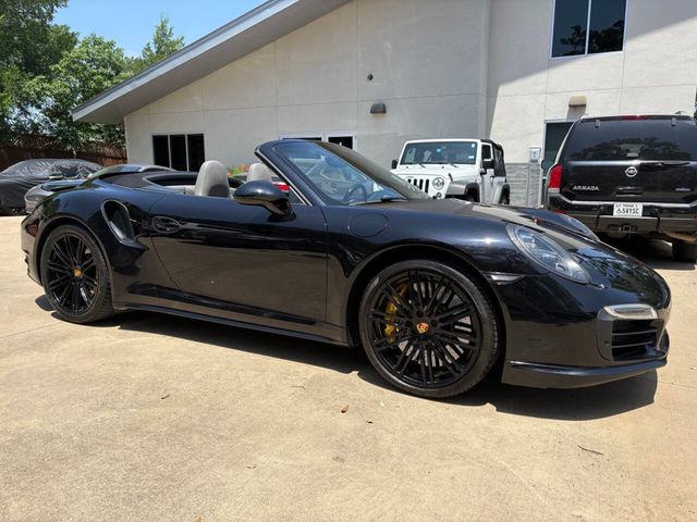 2016 Porsche 911 2dr Cabriolet Turbo S - 22984913 - 33