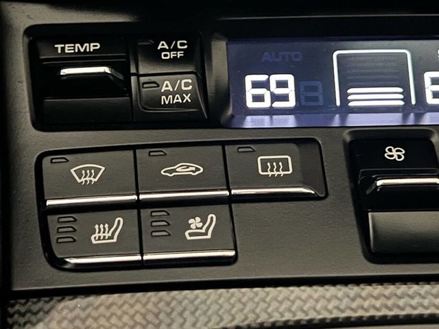 2016 Porsche 911 2dr Cabriolet Turbo S - 22984913 - 40