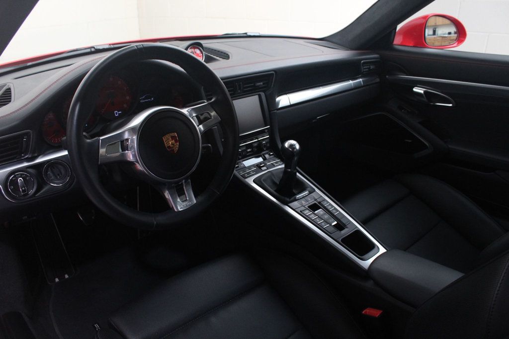 2016 Porsche 911 S photo 5