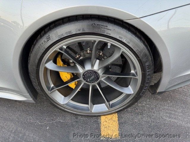 2016 Porsche 911 2dr Coupe GT3 - 23005659 - 14