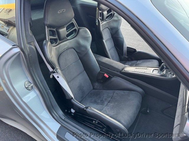 2016 Porsche 911 2dr Coupe GT3 - 23005659 - 26
