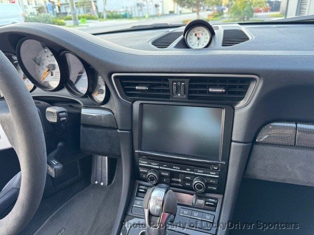 2016 Porsche 911 2dr Coupe GT3 - 23005659 - 27