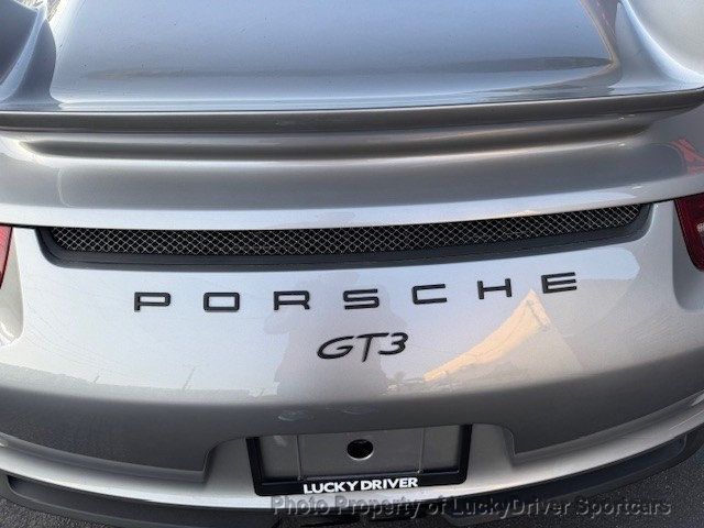 2016 Porsche 911 2dr Coupe GT3 - 23005659 - 8