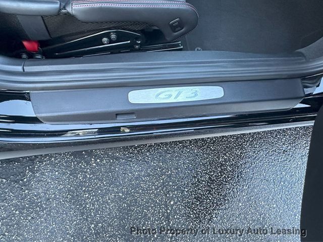 2016 Porsche 911 2dr Coupe GT3 - 22641747 - 17