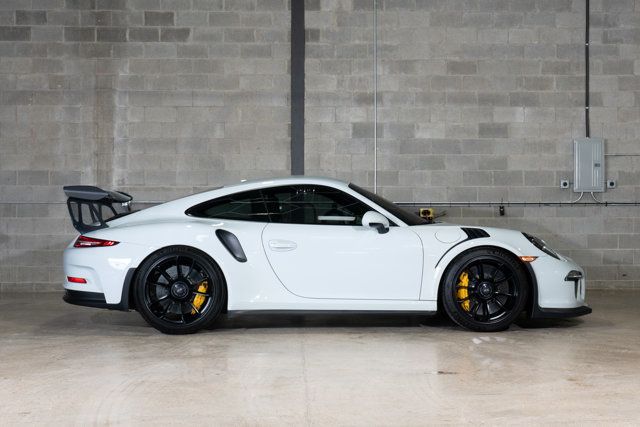 2016 Porsche 911 GT3 RS photo 2