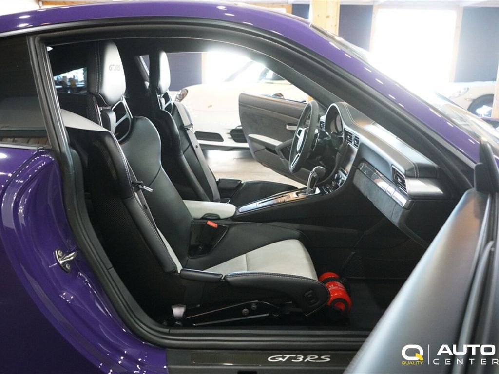 2016 Porsche 911 2dr Coupe GT3 RS - 22884851 - 39