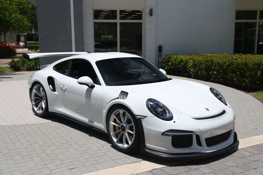 2016 Porsche 911 2dr Coupe GT3 RS - 22419271 - 4