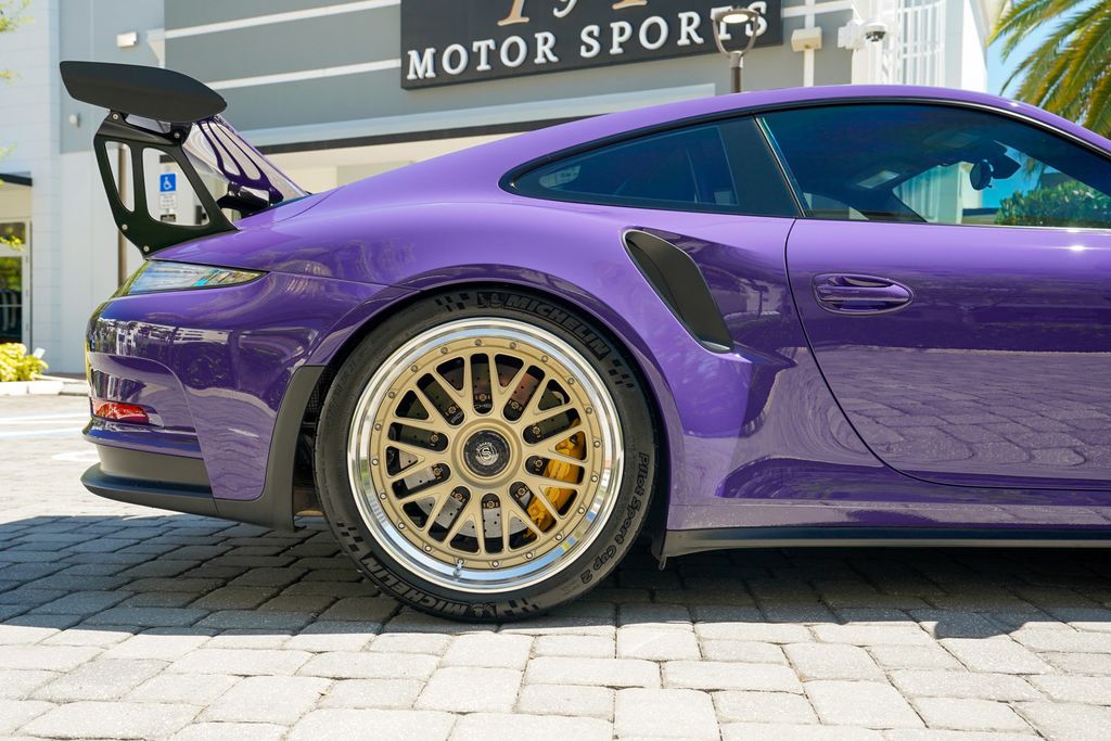 2016 Porsche 911 2dr Coupe GT3 RS - 23064912 - 30