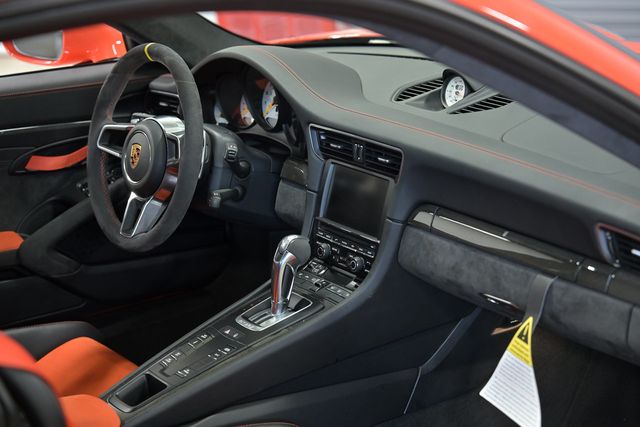 2016 Porsche 911 2dr Coupe GT3 RS - 23067884 - 32