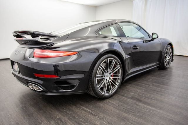 2016 Porsche 911 2dr Coupe Turbo - 22678553 - 25