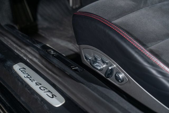 2016 Porsche 911 2dr Targa 4 GTS - 23002171 - 14