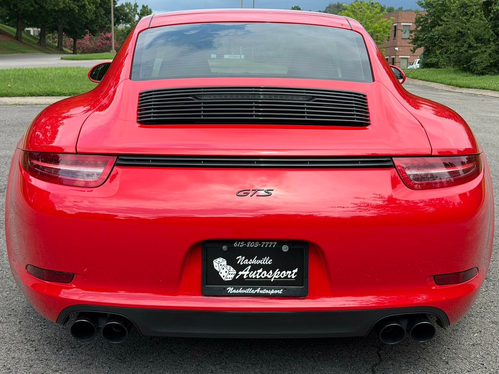 2016 Porsche 911 GTS/7-Speed Manual/Sport Exhaust/LSD/Sport Chrono - 23054956 - 9