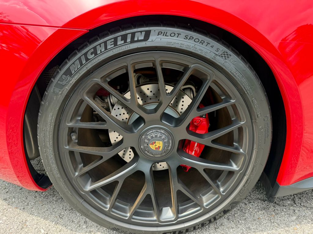 2016 Porsche 911 GTS/7-Speed Manual/Sport Exhaust/LSD/Sport Chrono - 23054956 - 69